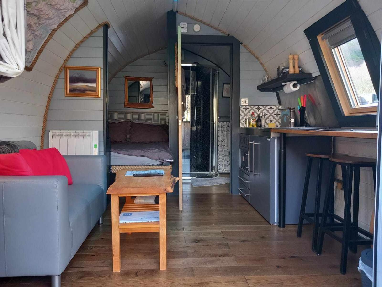 Riverside Pod, West Highland Way Holidays Кінлохлівен Екстер'єр фото
