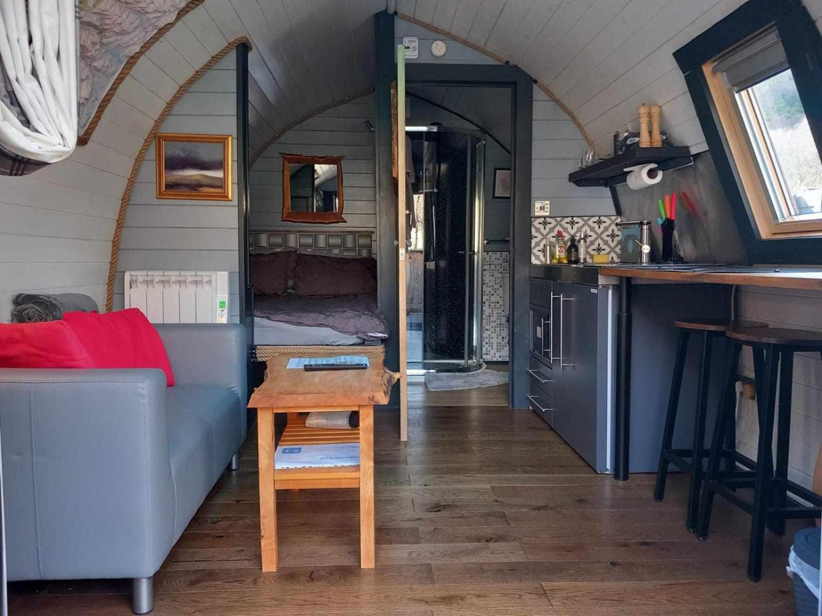Riverside Pod, West Highland Way Holidays Кінлохлівен Екстер'єр фото