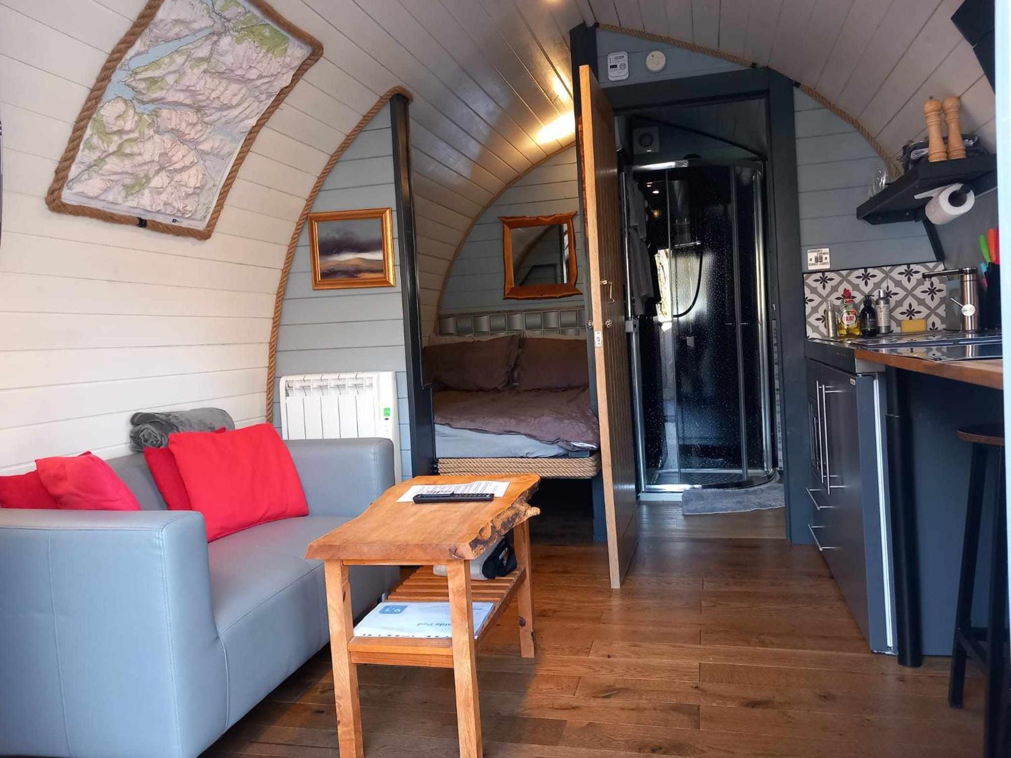 Riverside Pod, West Highland Way Holidays Кінлохлівен Екстер'єр фото