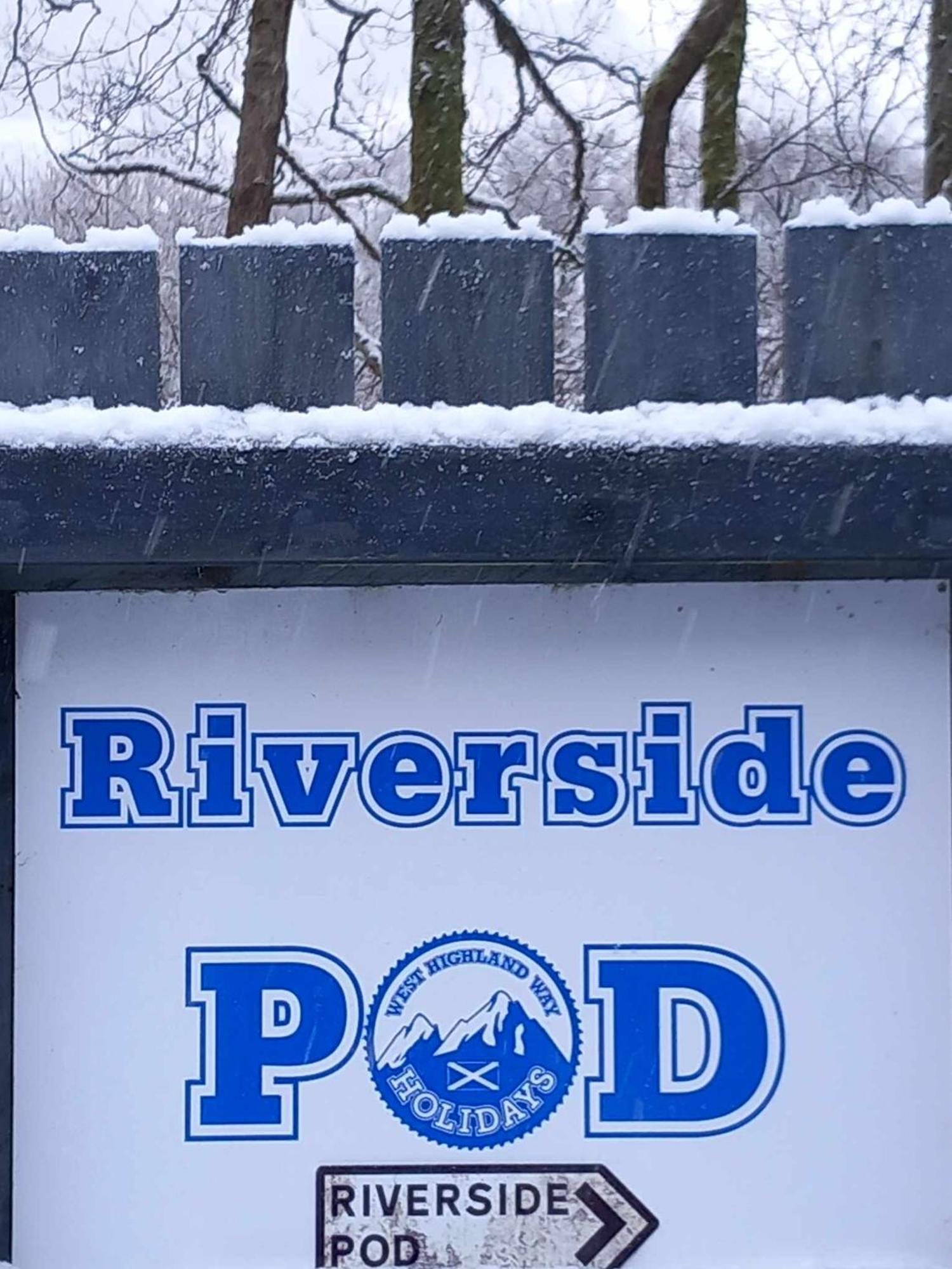 Riverside Pod, West Highland Way Holidays Кінлохлівен Екстер'єр фото